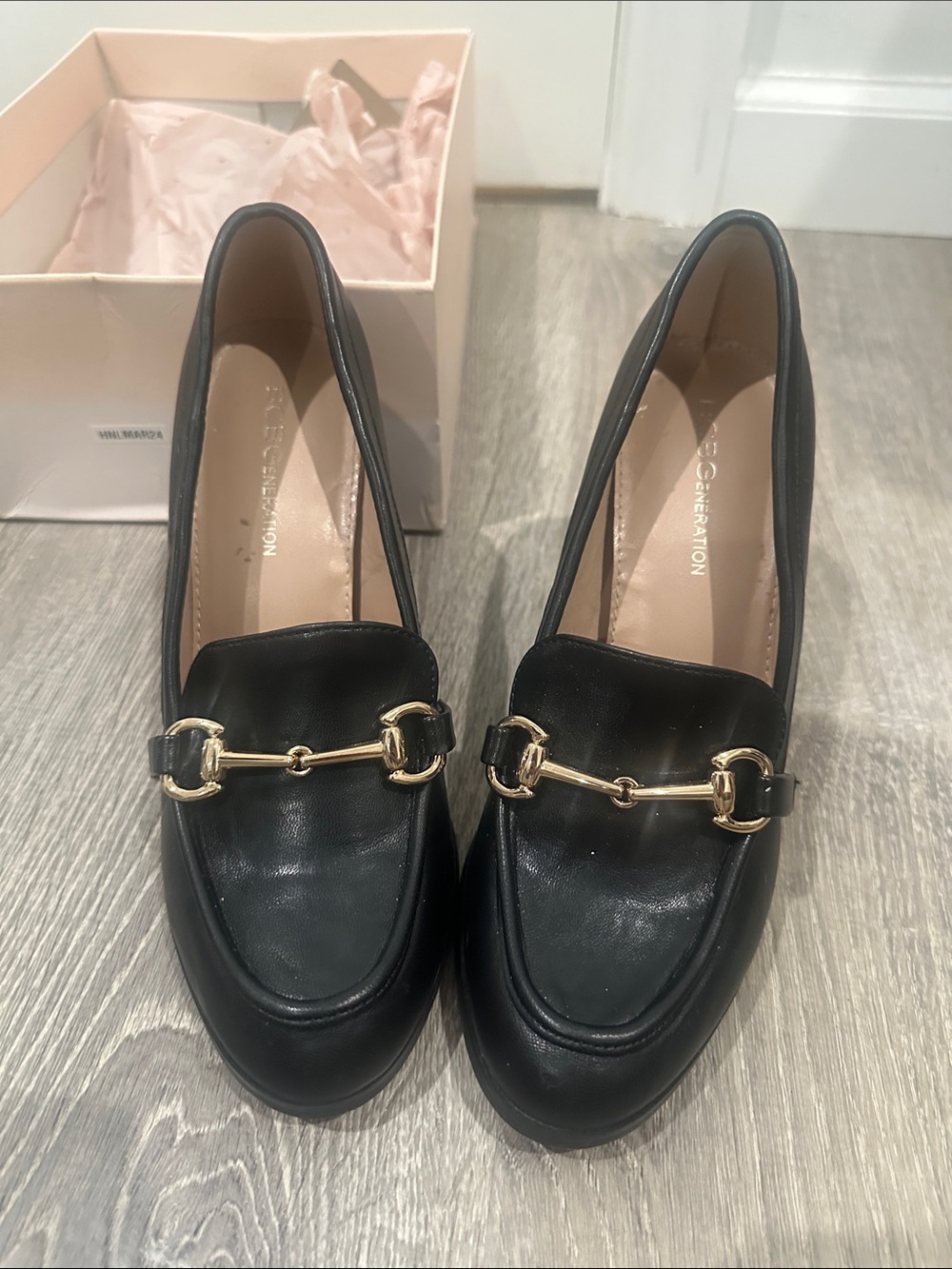 BCBG Black Leather block heel Loafers with Gold Horsebit